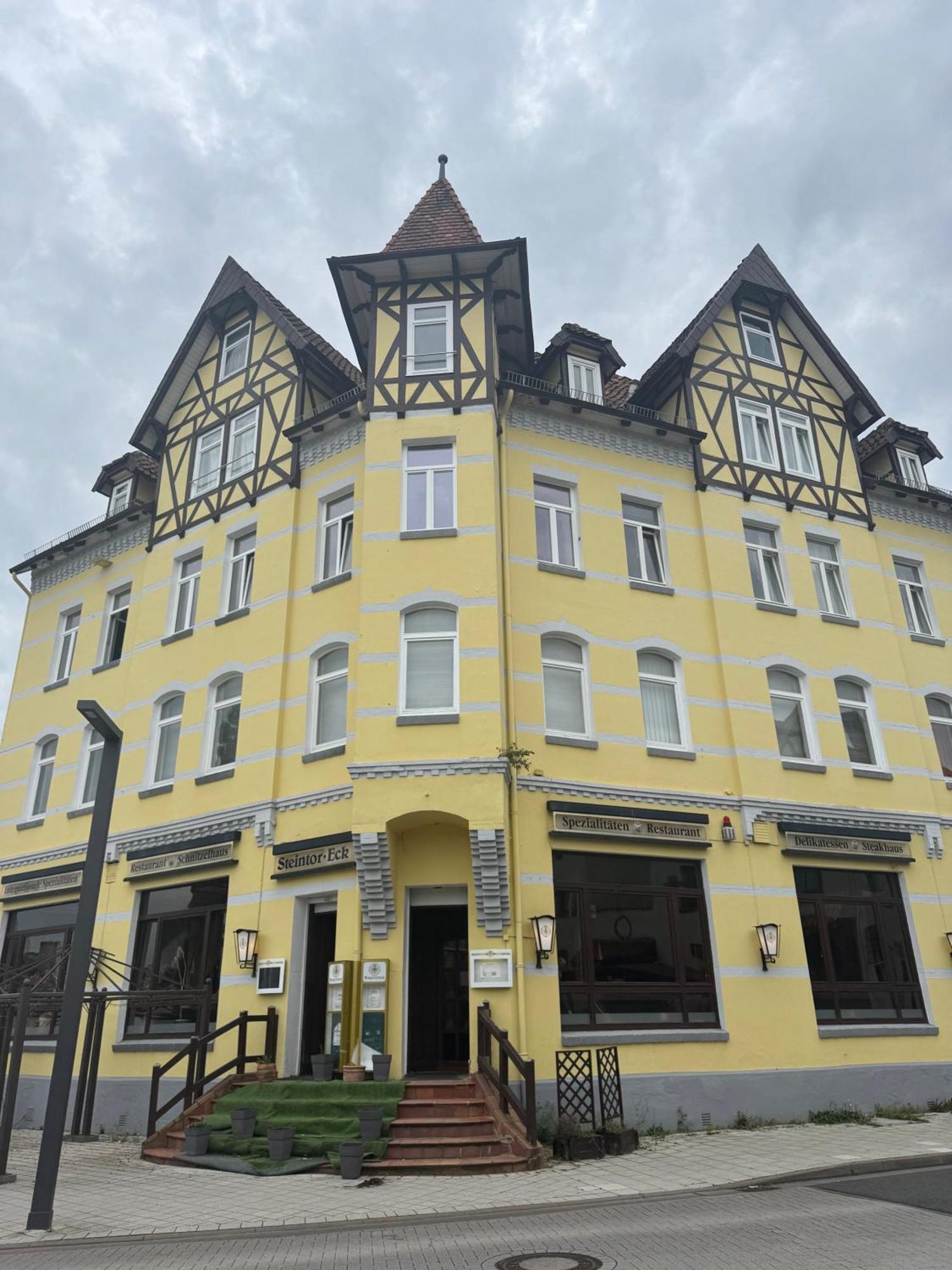 Moderne 4 Zimmer Apartment Mit Bergblick Stadtzentrum Contactless Check-In Gehrden  Екстер'єр фото