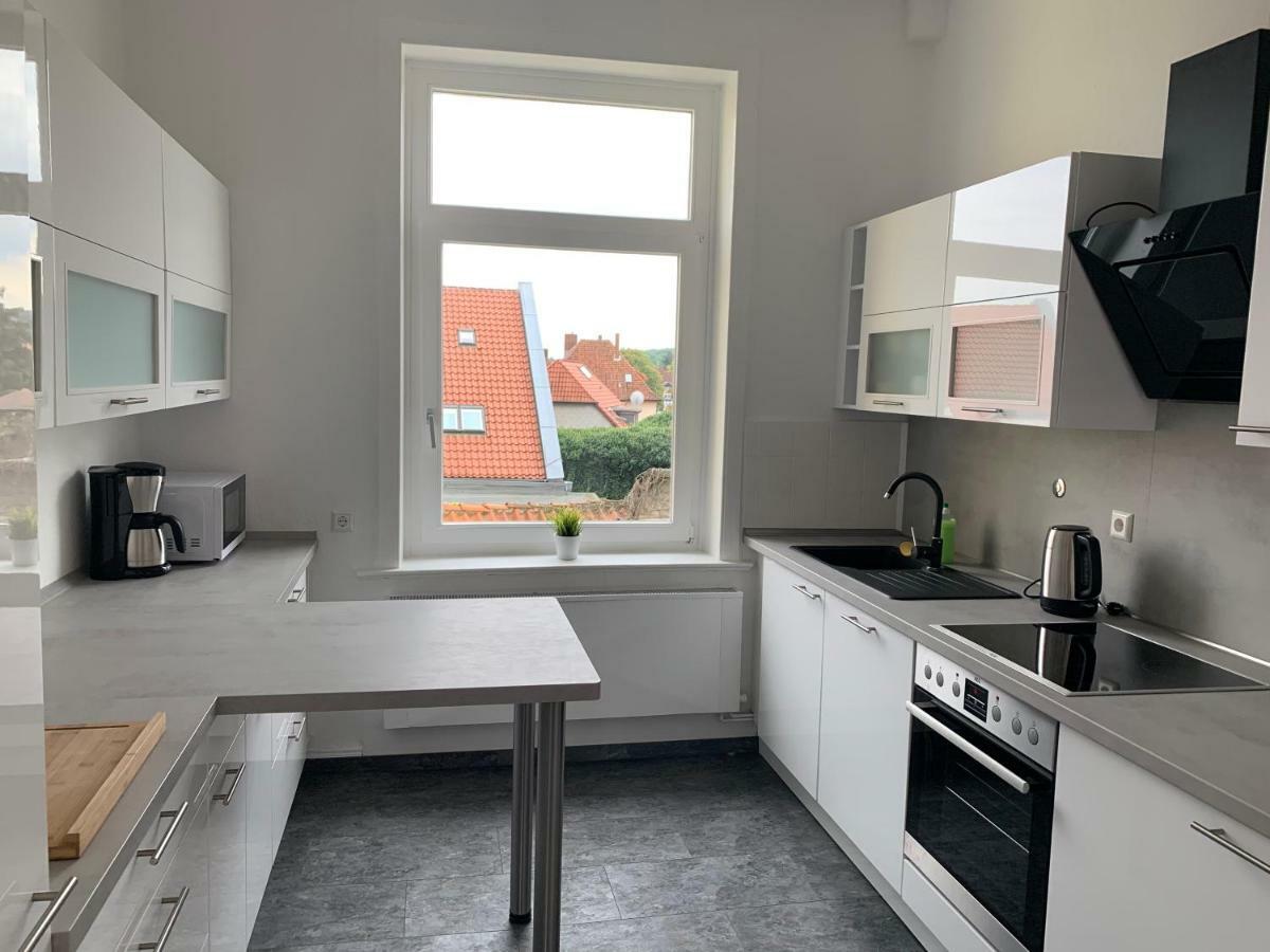 Moderne 4 Zimmer Apartment Mit Bergblick Stadtzentrum Contactless Check-In Gehrden  Екстер'єр фото