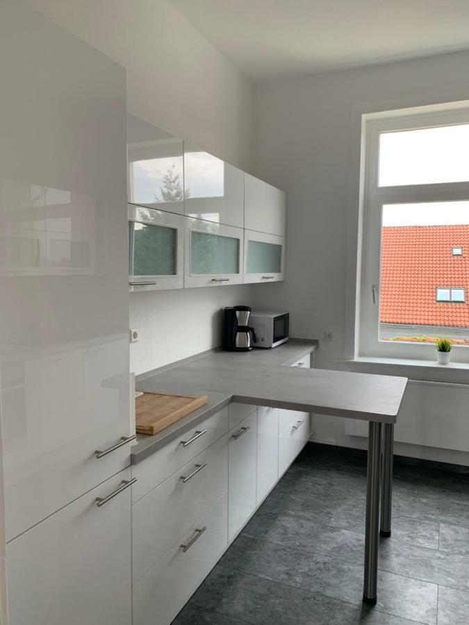 Moderne 4 Zimmer Apartment Mit Bergblick Stadtzentrum Contactless Check-In Gehrden  Екстер'єр фото